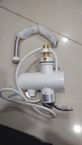 Electric Hot Water Heater Faucet Kitchen Instant Heating Tap Water (without shower)